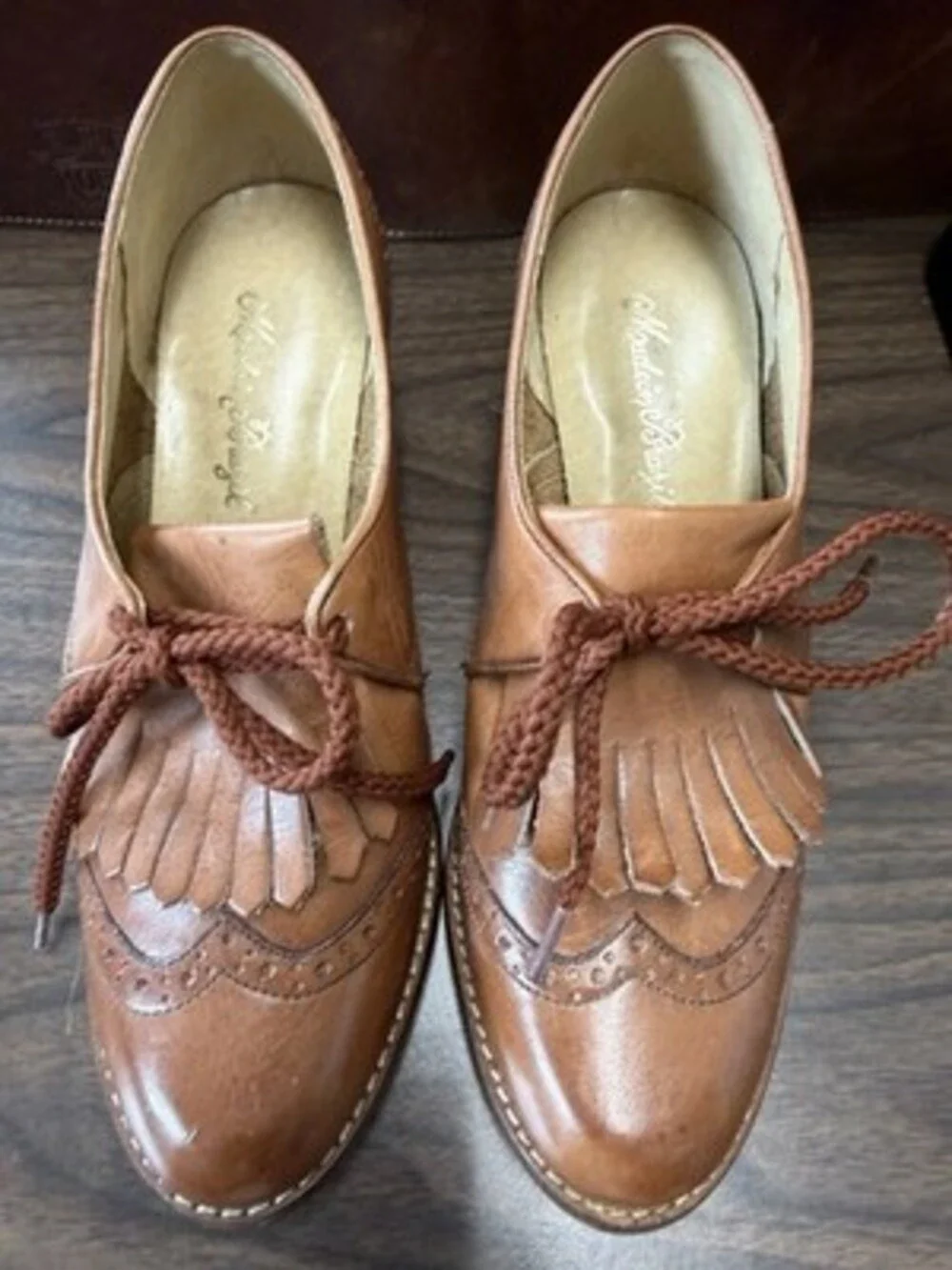 Vtg 70s Kiltie Oxford Heels Brown Leather Brogue Wingtip Grannycore 7.5B Brazil